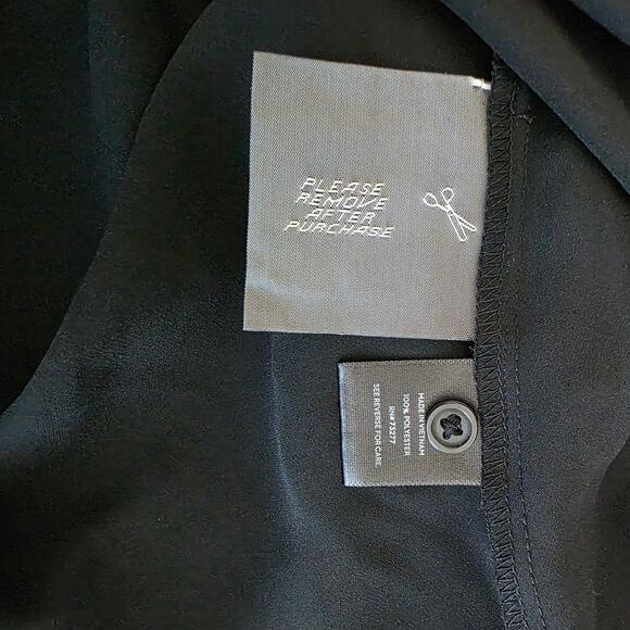 Simply Vera Vera Wang Black Embellished Chiffon blouse sz L - Picture 8 of 9